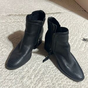 Splendid Ankle booties